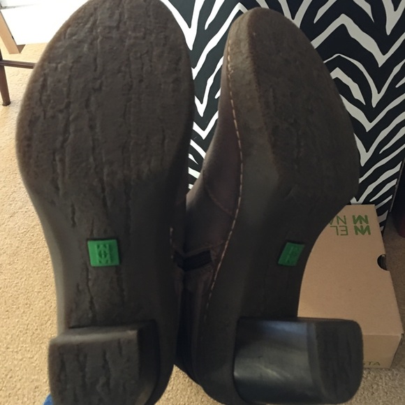 El Naturalista booties - Picture 8 of 8